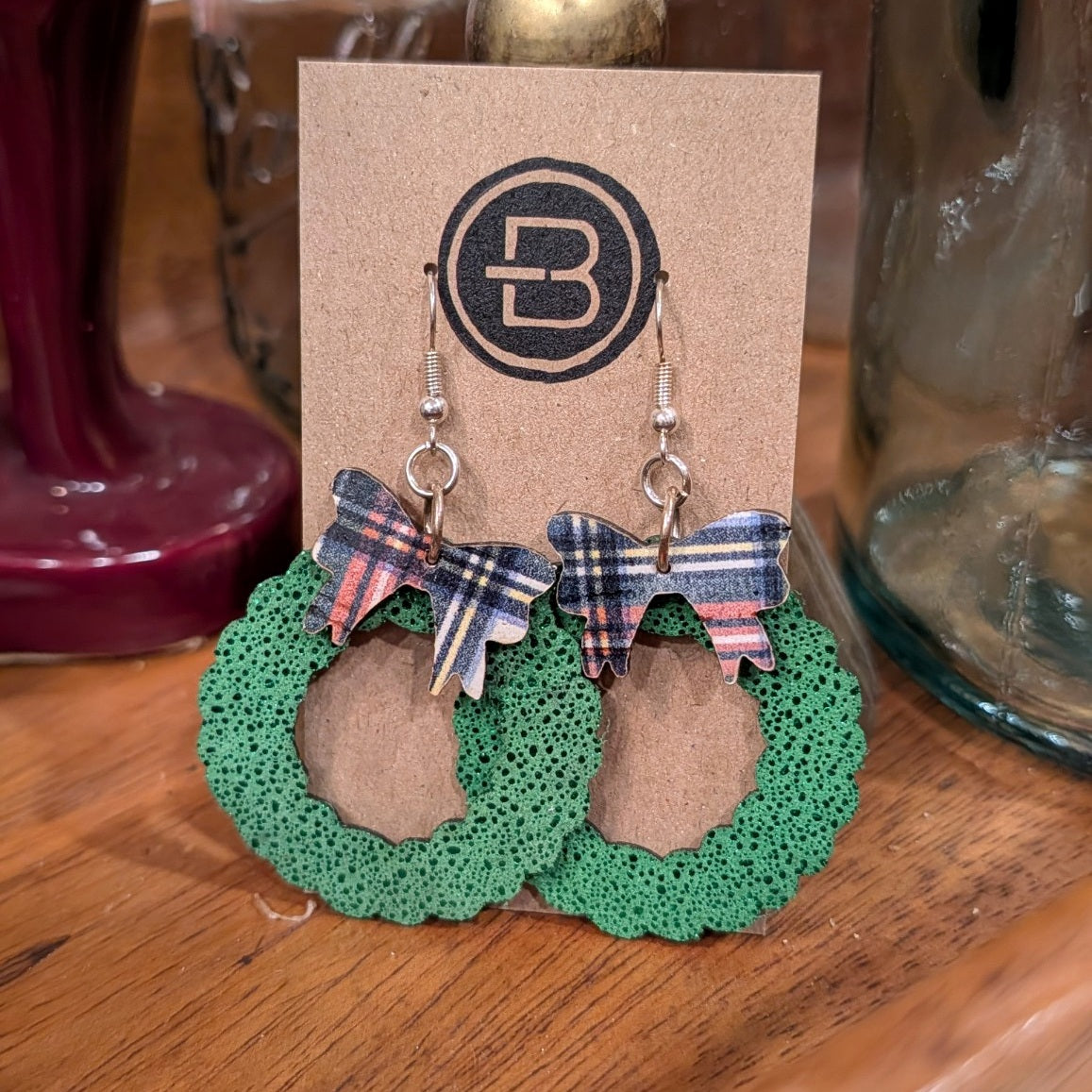 Green Christmas wreath plaid bow leather earrings