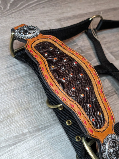 Buckstitched Bronc Noseband on Black Nylon Halter