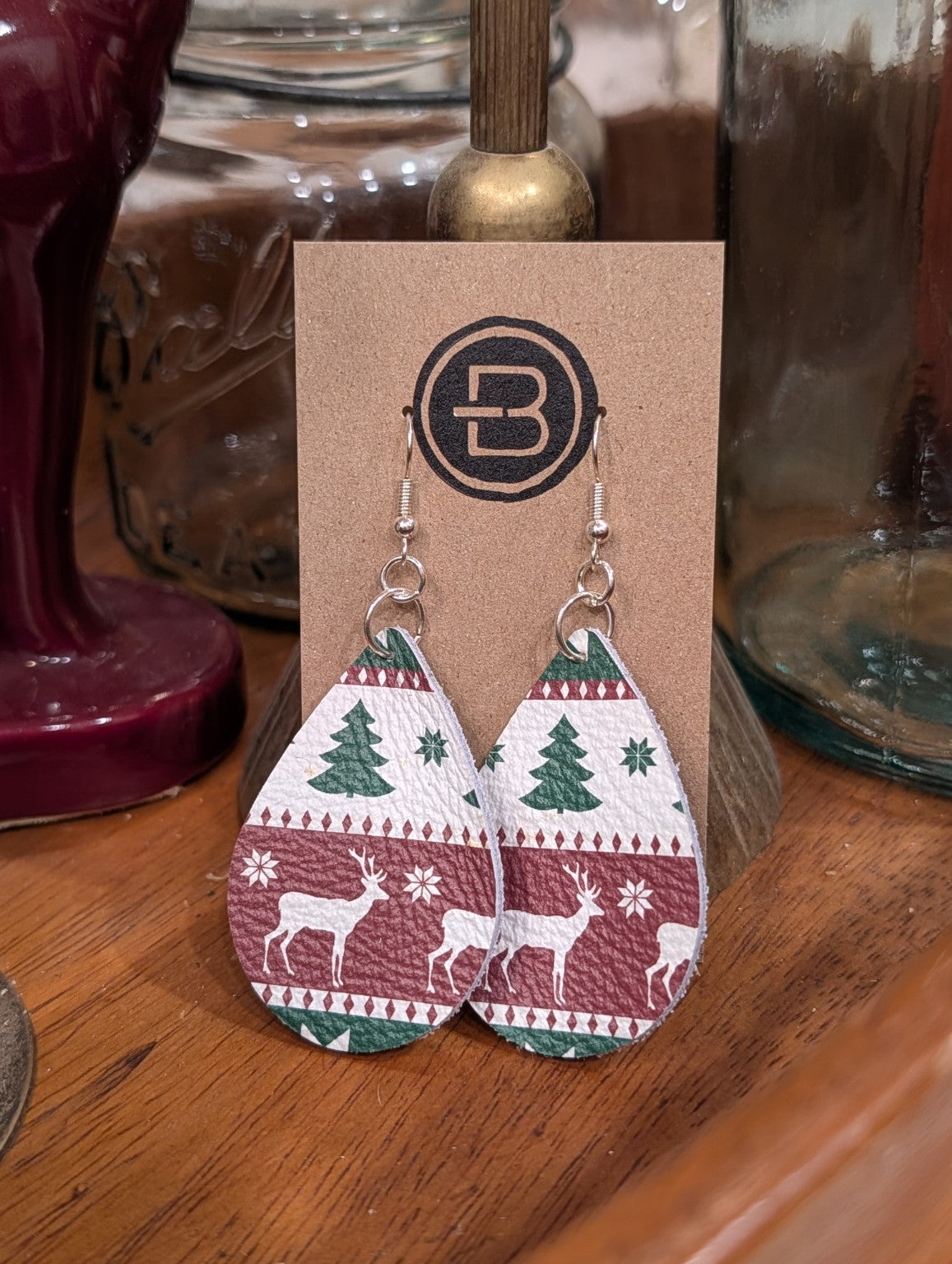 Christmas Sweater Print Teardrop Leather Earrings