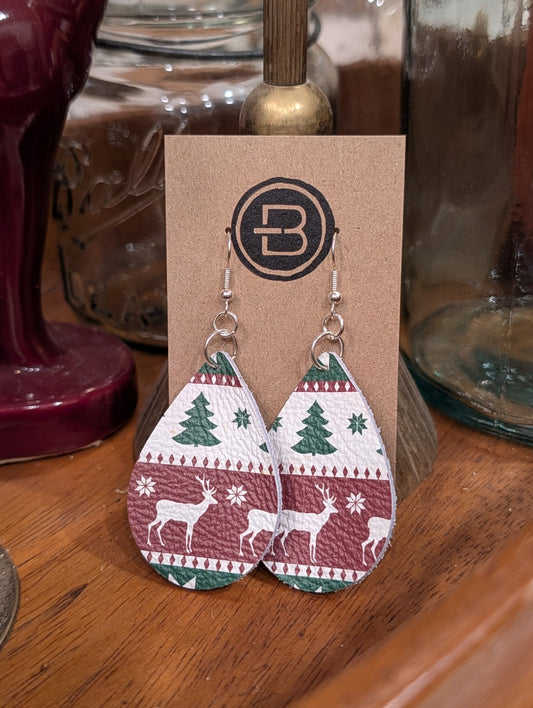 Christmas Sweater Print Teardrop Leather Earrings
