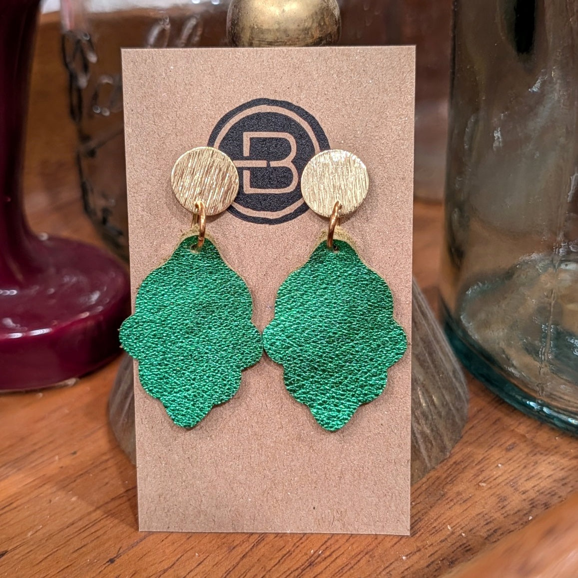 Metallic Emerald Green Ornament Leather Earrings