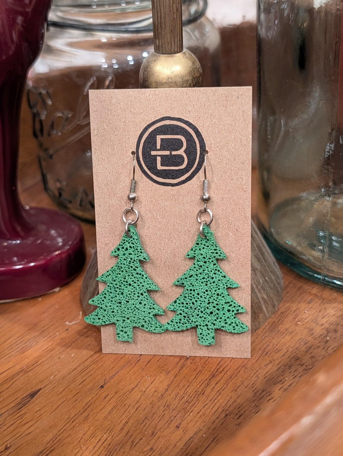 Green Speckled Christmas Tree Leather Earrings