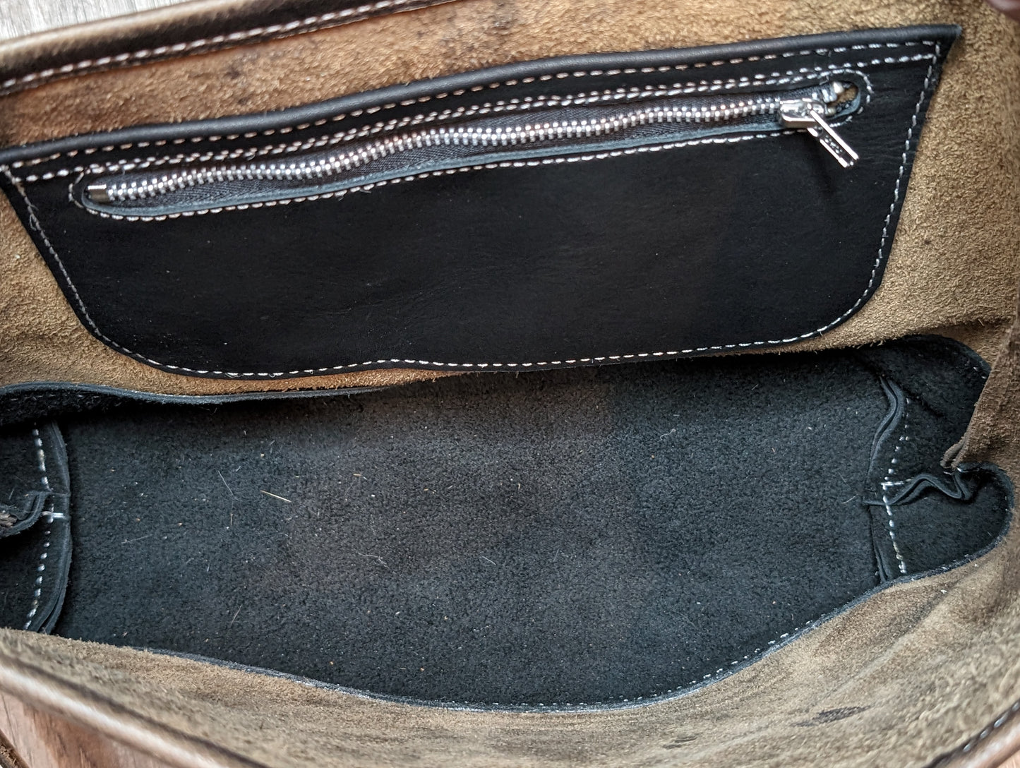Brown Pull up leather crossbody purse