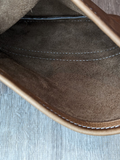 Tan crossbody with rabbit
